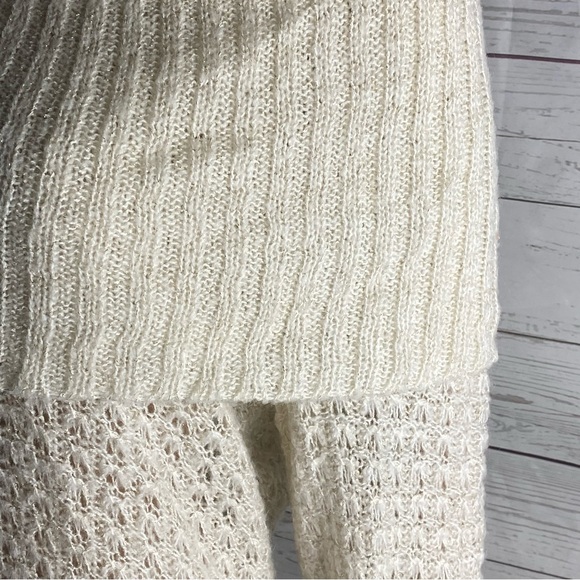 Apt. 9 Sweater 💕 Off Shoulder - Picture 6 of 12